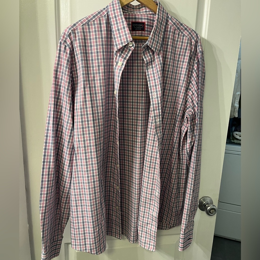 UNTUCKit Men's Pink and White Checkered Shirt